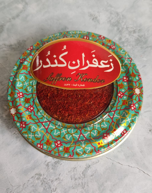 4 مثقال زعفران نرمه در ظرف فلزی
